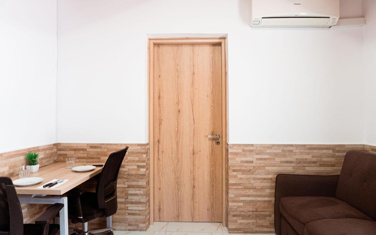 Dub House 3 Apartment Пафос Екстериор снимка